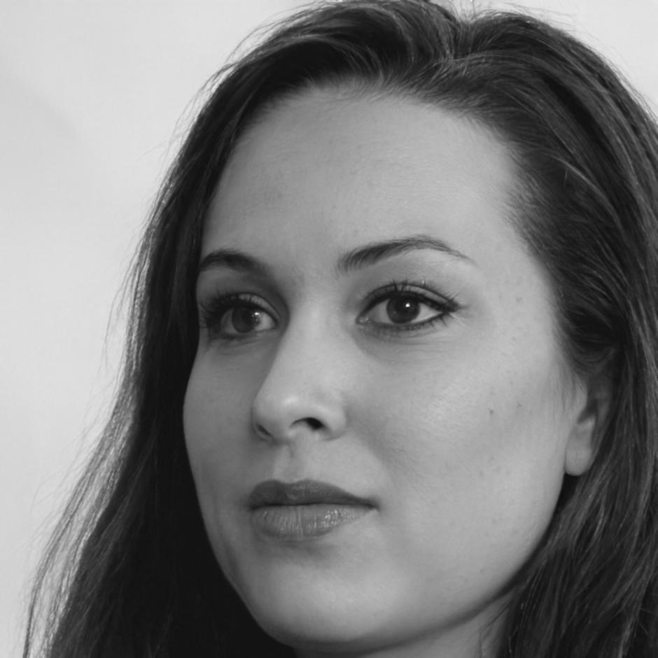Portrait de notre directrice pédagogique spécialisée en finance